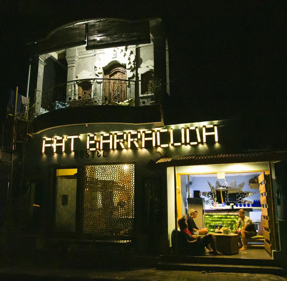 Fat Barracuda Hostel Padangbai  Eksteriør bilde